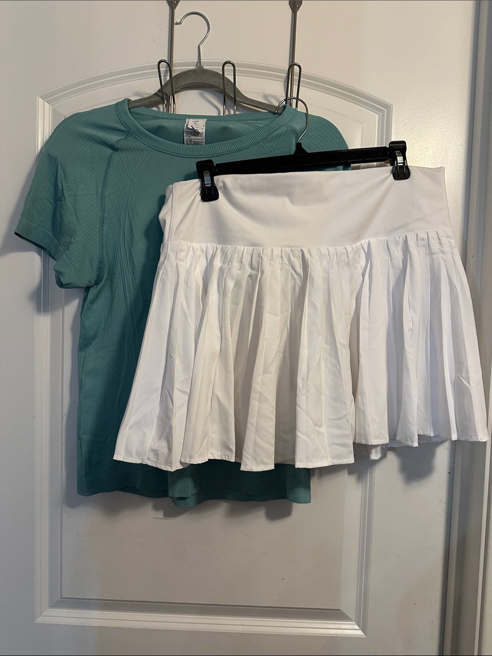 All in Motion White Pleated Skort AND Old Navy Tee